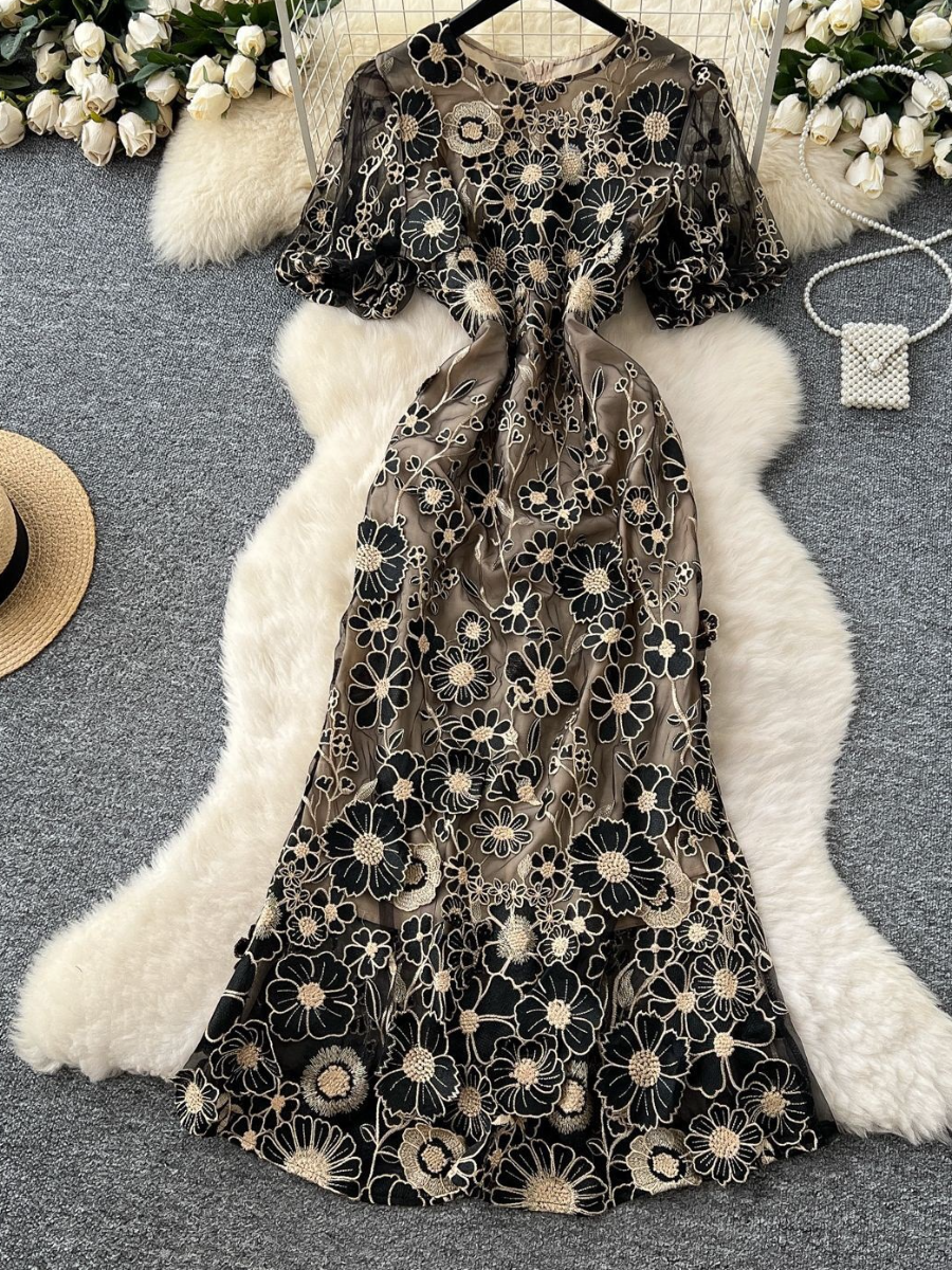 Heavy Flower Embroidered Dress