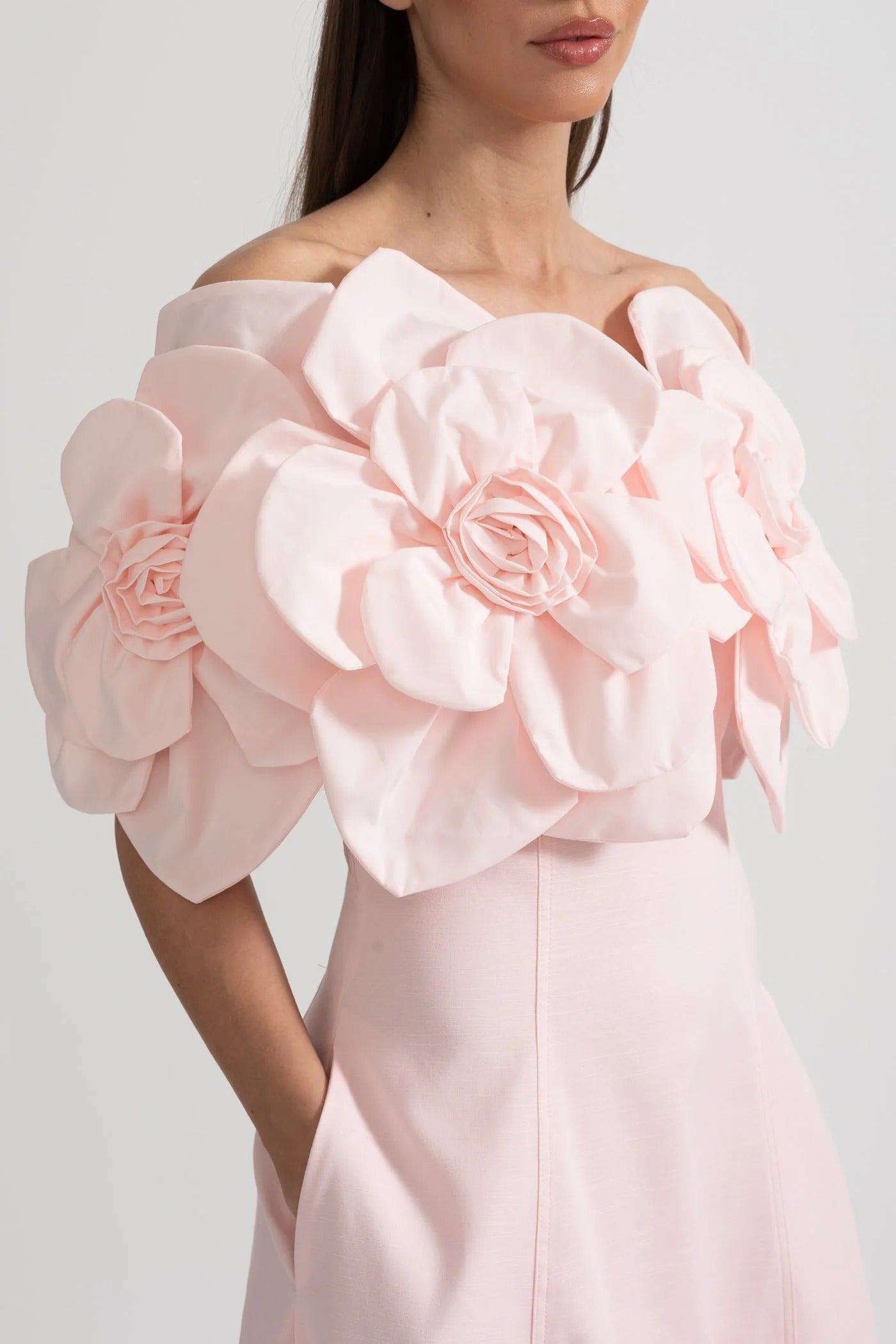 Off-the-Shoulder Midi Dress Adorned with Large Floral Fabric Patterns