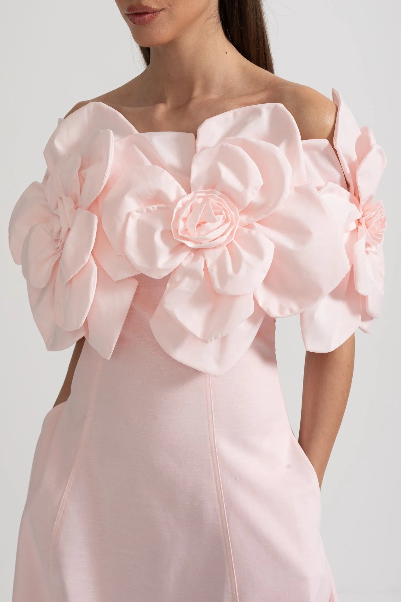 Off-the-Shoulder Midi Dress Adorned with Large Floral Fabric Patterns