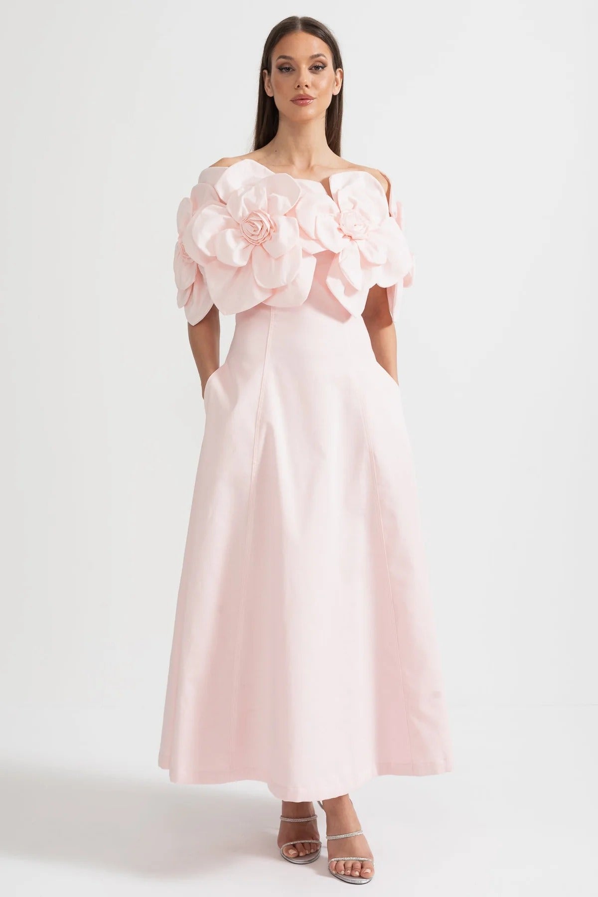 Off-the-Shoulder Midi Dress Adorned with Large Floral Fabric Patterns