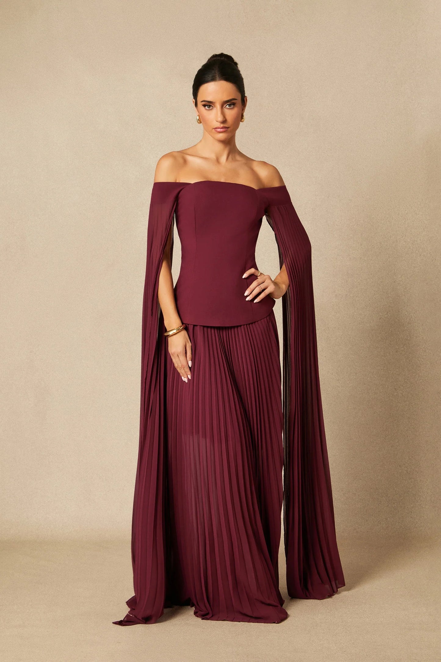2 Piece Set Off-Shoulder Pleated Chiffon Cape Top & Maxi Skirt