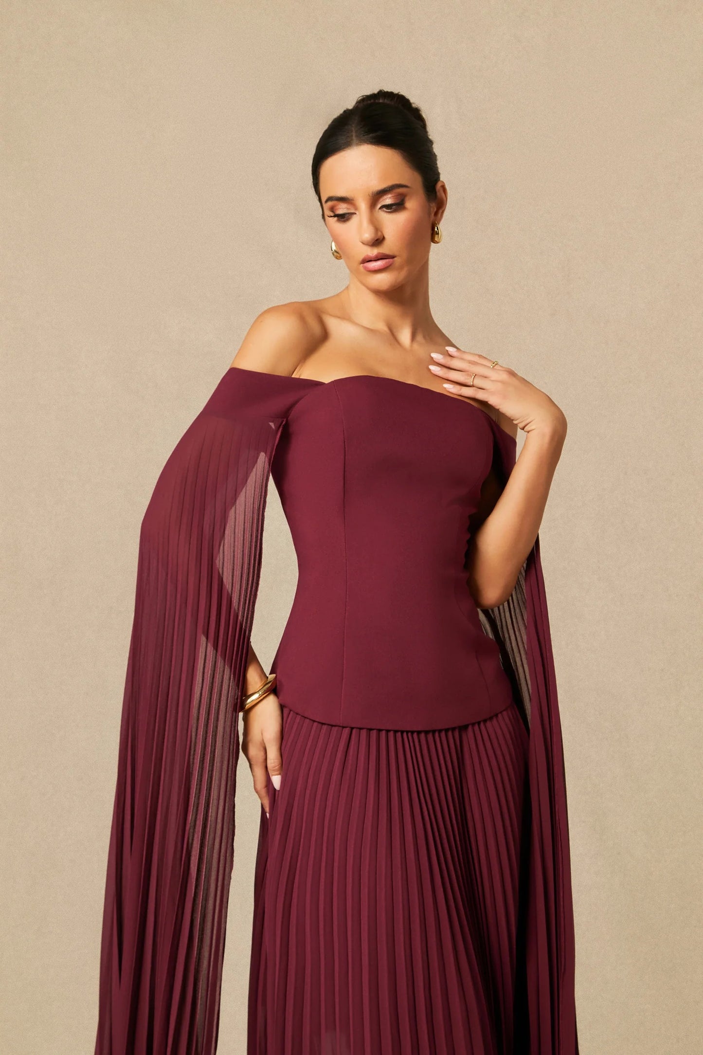 2 Piece Set Off-Shoulder Pleated Chiffon Cape Top & Maxi Skirt