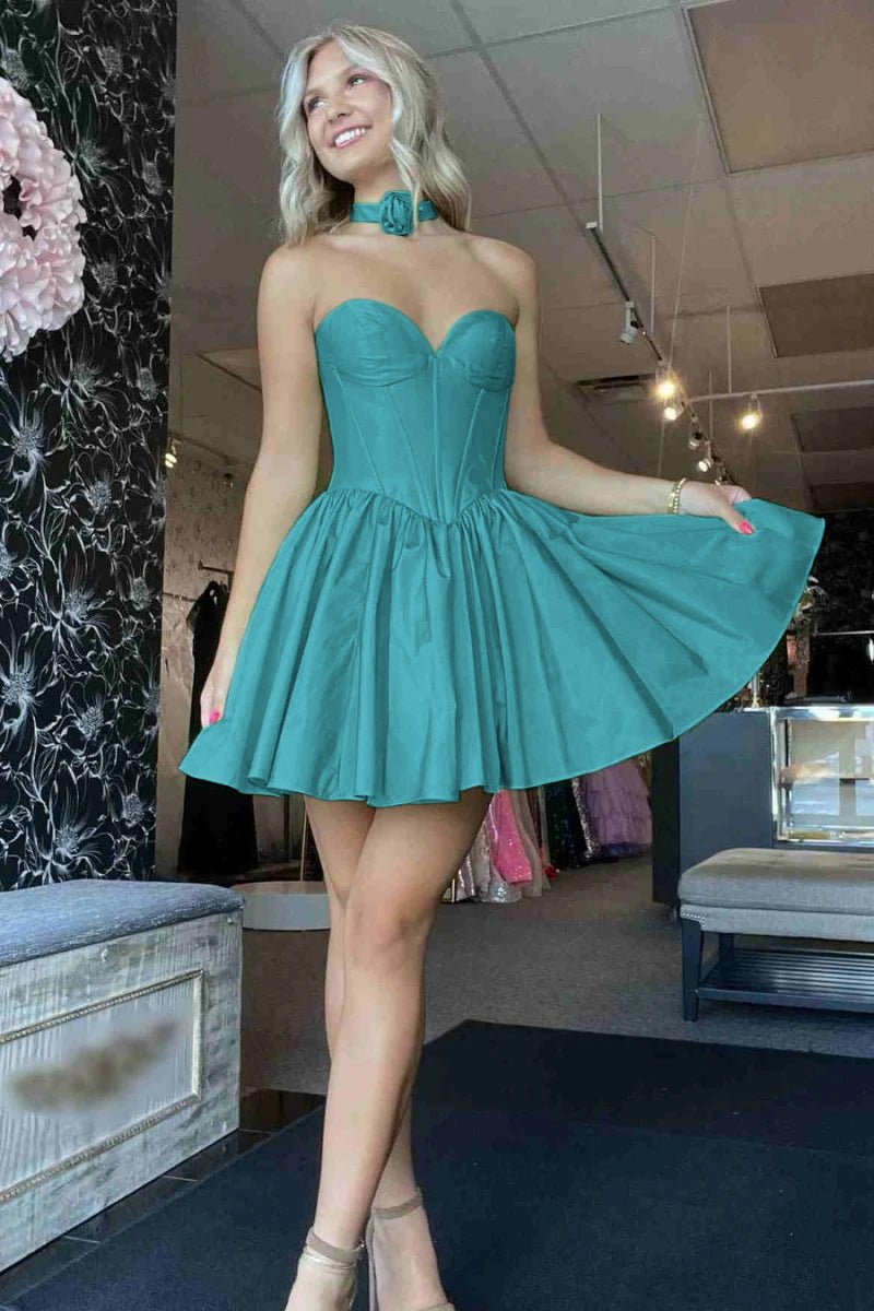 Sage Green Strapless Taffeta Short Homecoming Dresses