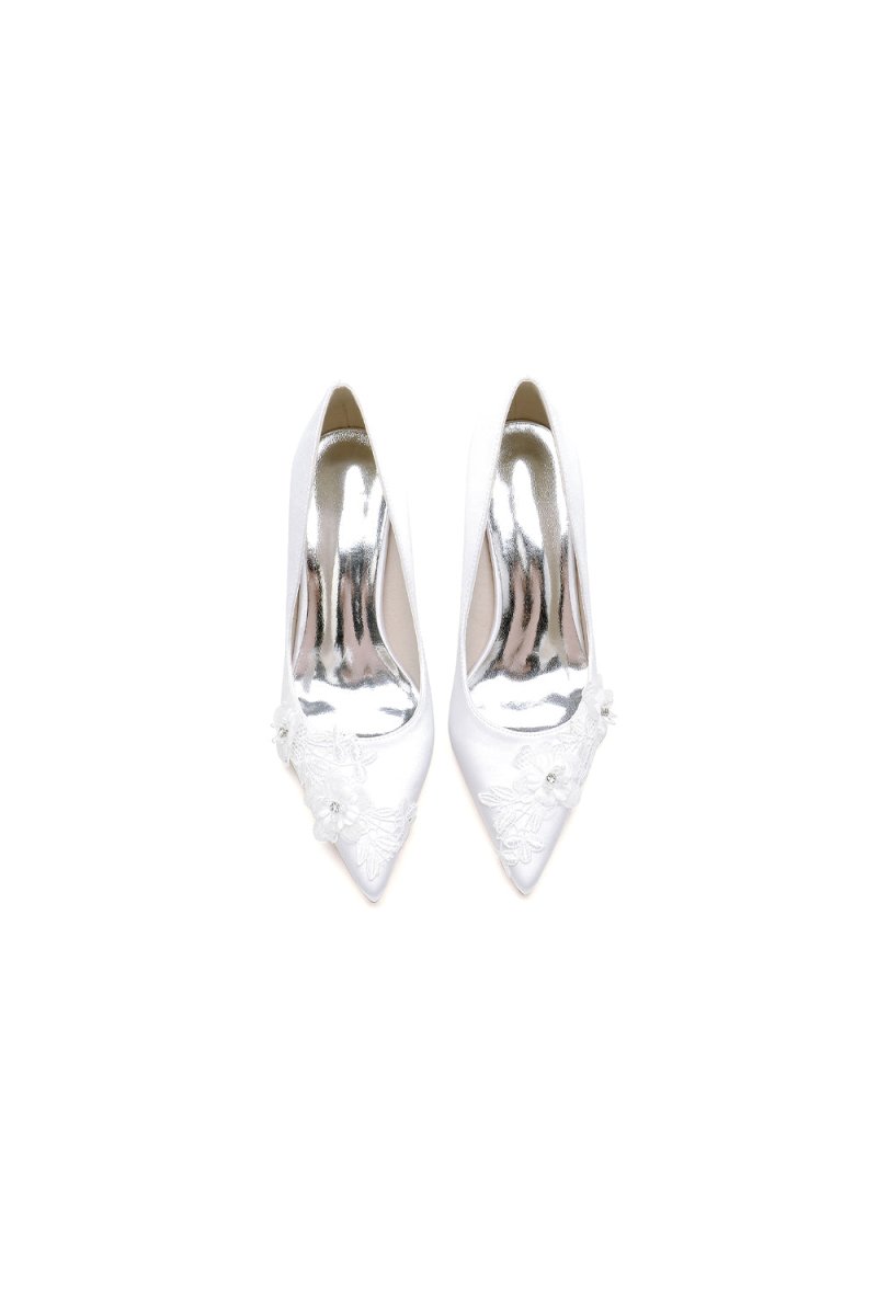 Sweet Pointed Toe Chunky Heels with Lace