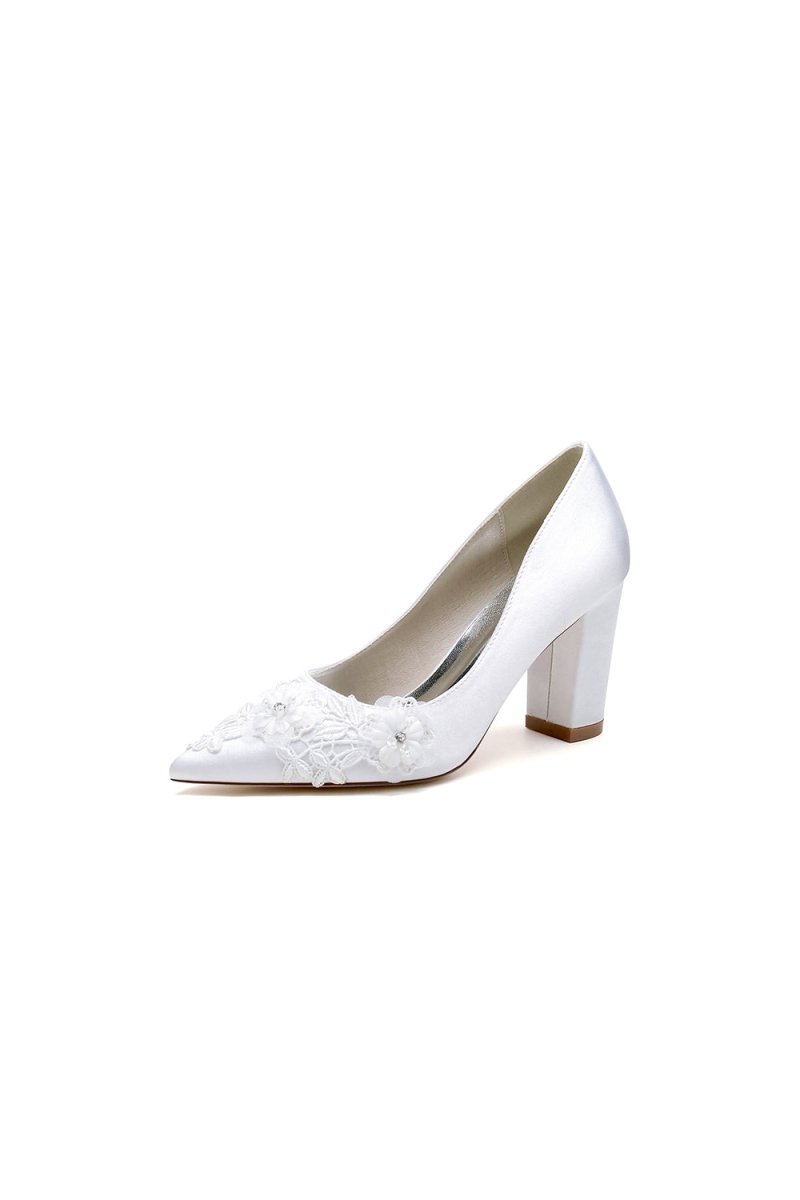 Sweet Pointed Toe Chunky Heels with Lace