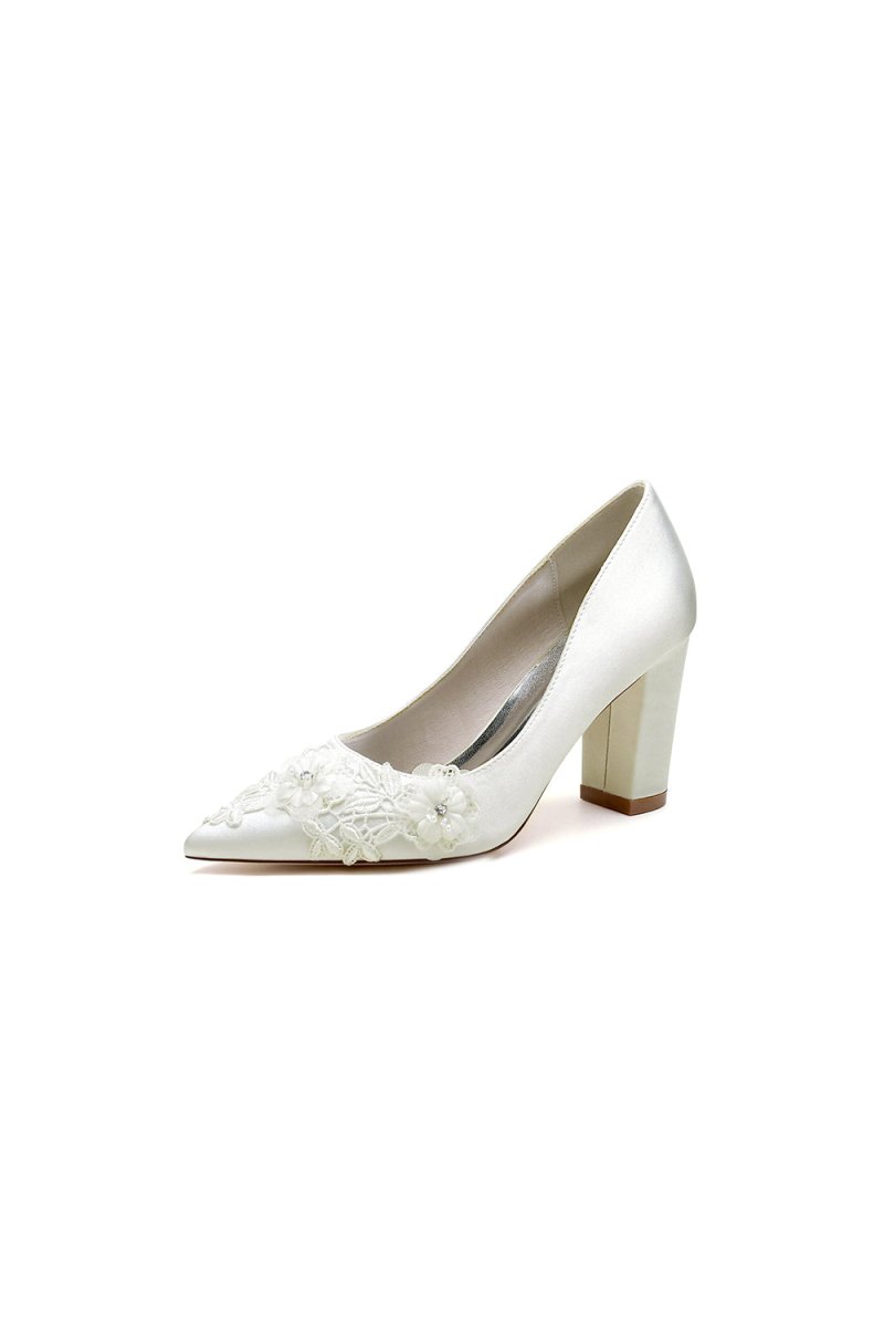 Sweet Pointed Toe Chunky Heels with Lace