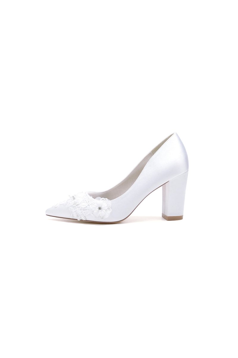 Sweet Pointed Toe Chunky Heels with Lace