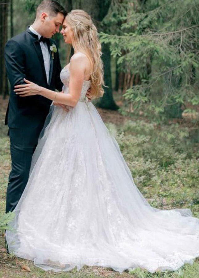 Sweetheart A Line Sleeveless Lace Appliques Tulle Country Bridal Gowns