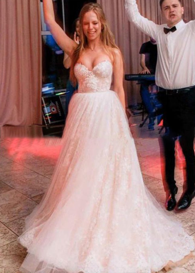 Sweetheart A Line Sleeveless Lace Appliques Tulle Country Bridal Gowns
